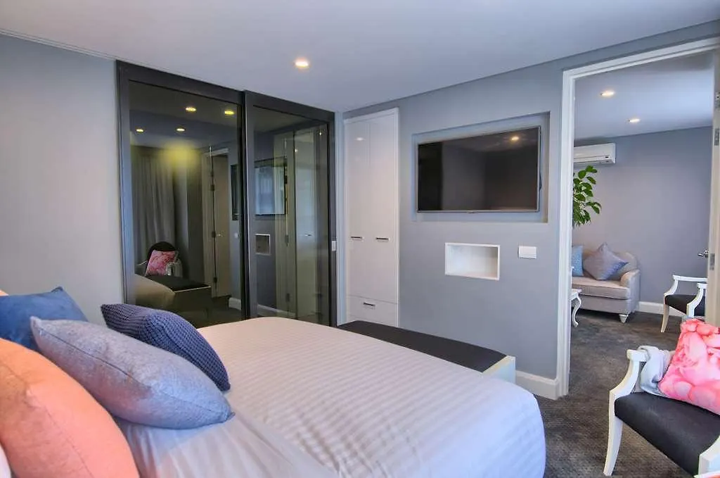 Canberra Rex Hotel y Apartamentos con servicio