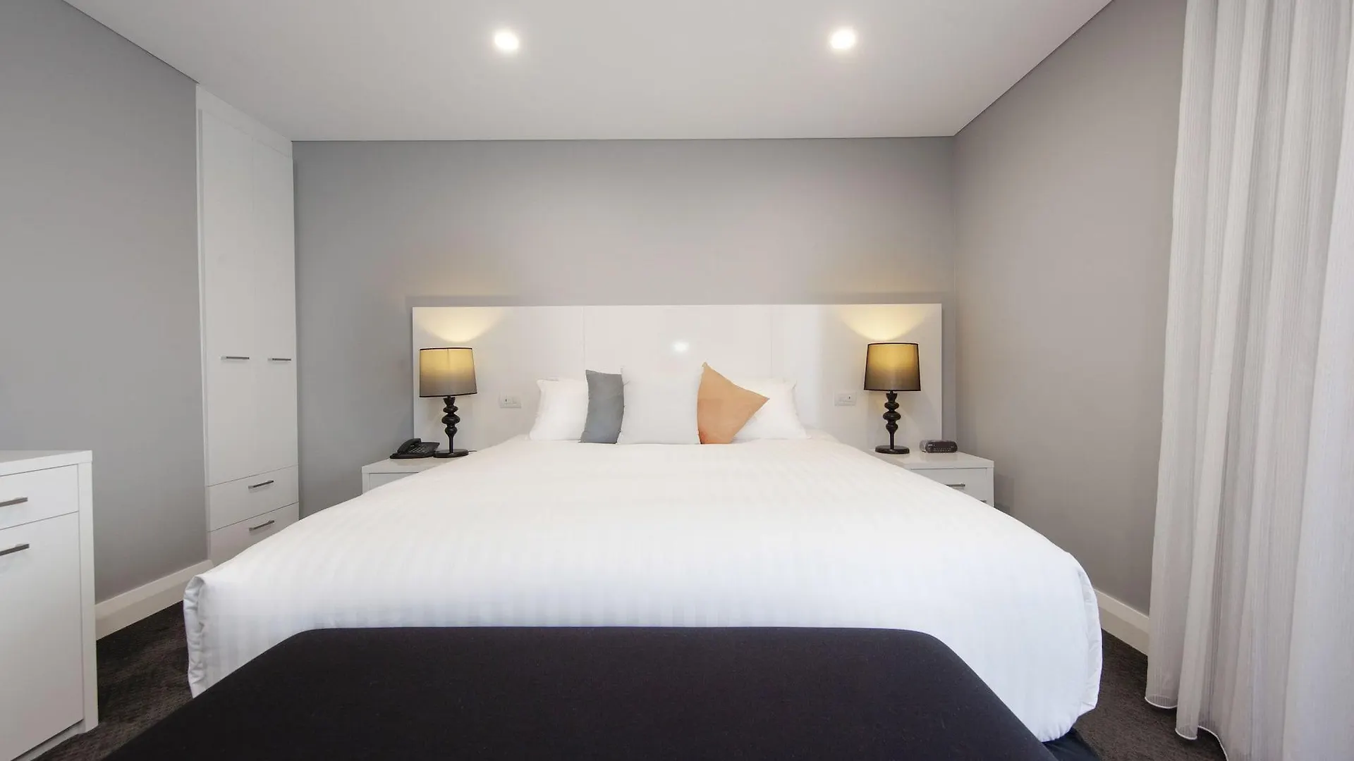 Canberra Rex Hotel y Apartamentos con servicio